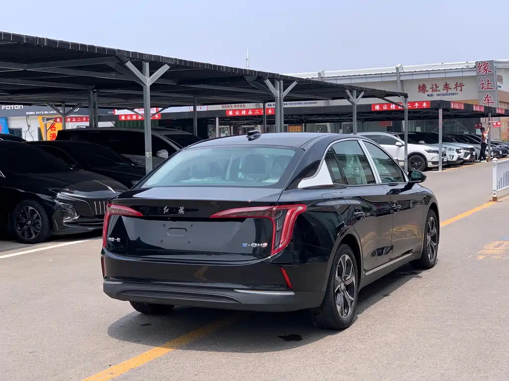 Hongqi E-QM5 2021 5 мест