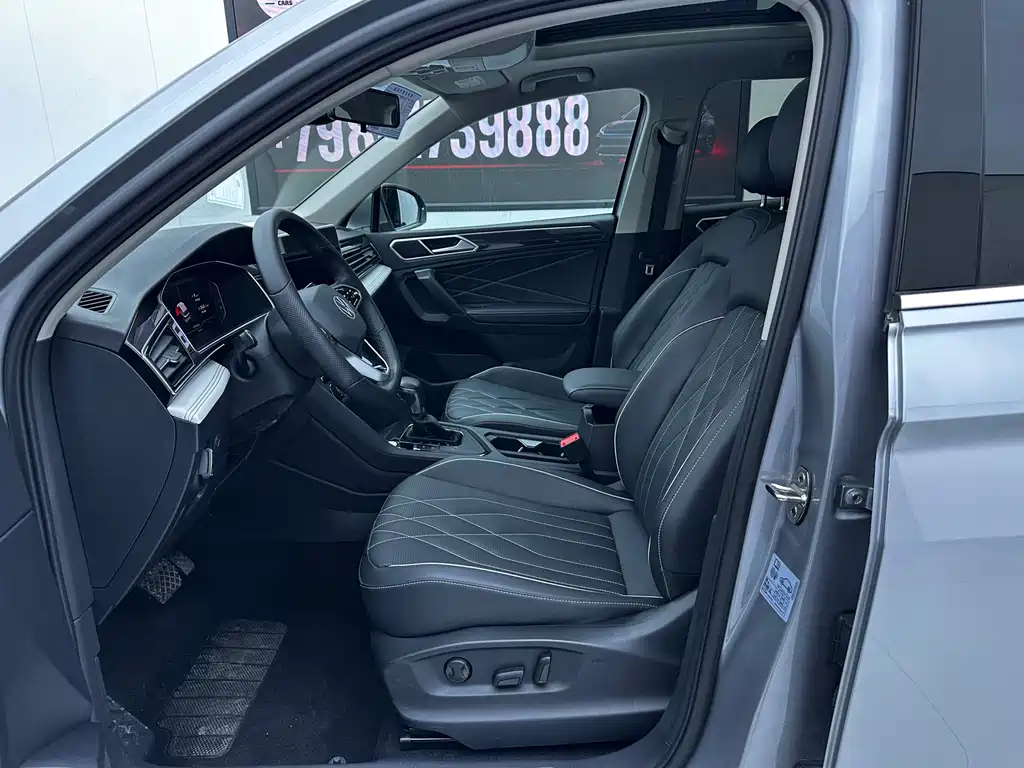 Volkswagen Tiguan L — миниатюра 4