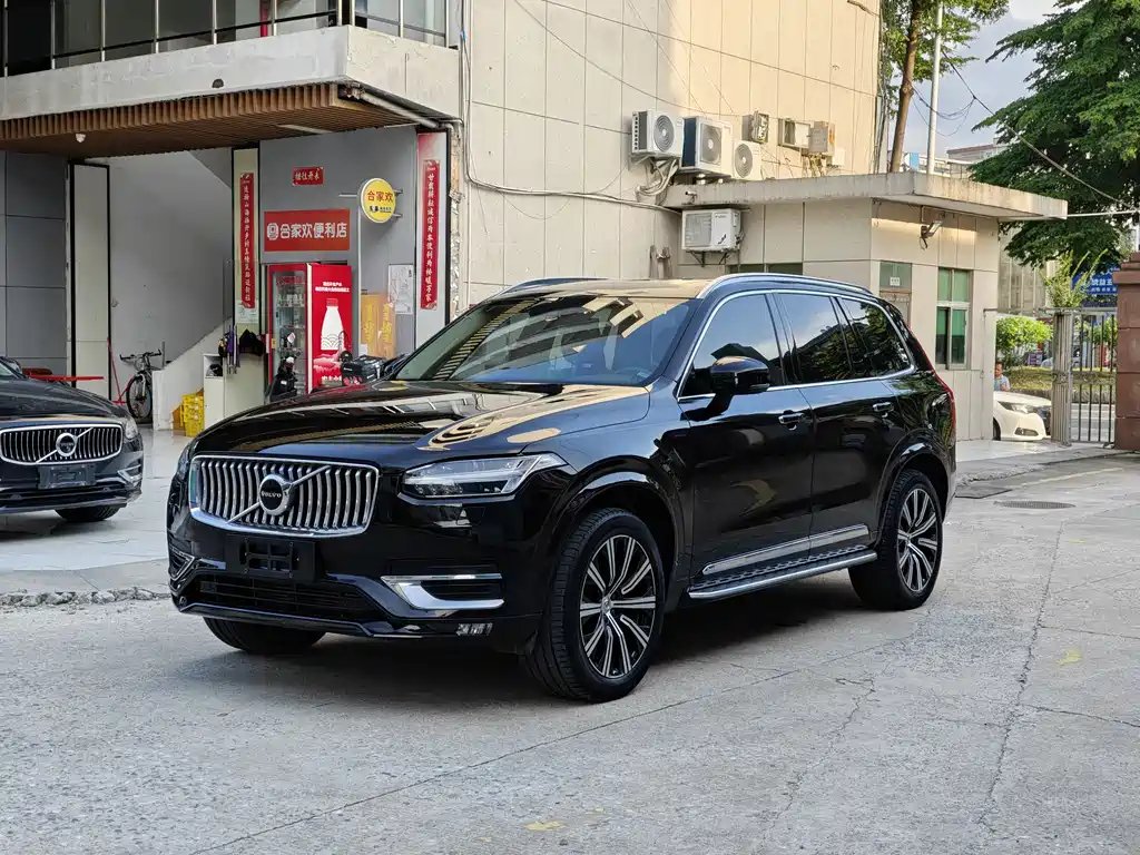 Купить Volvo XC90