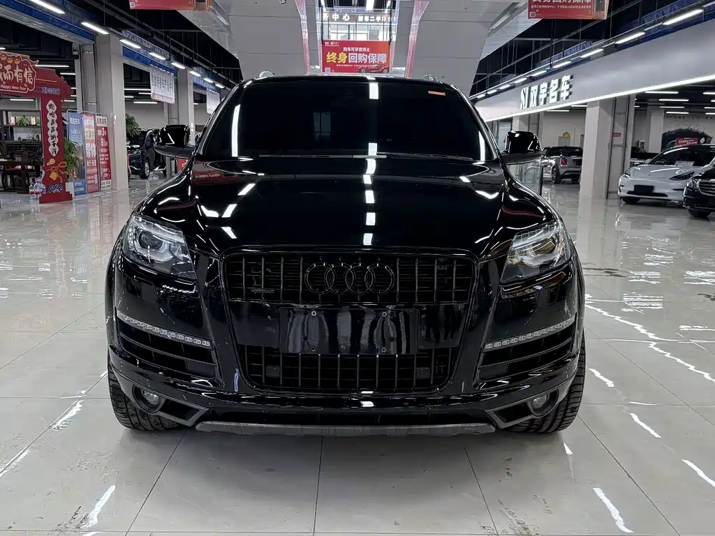 Audi Q7 2011 3.0 TFSI (200kW