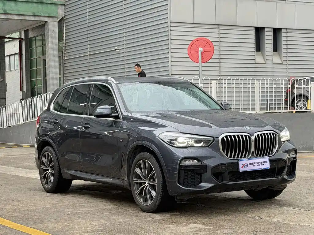 BMW X5 2021 xDrive30i M Sport