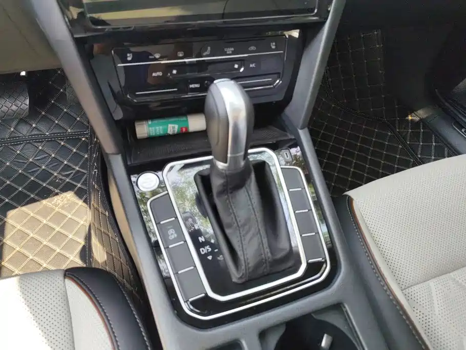 Volkswagen Magotan — миниатюра 16