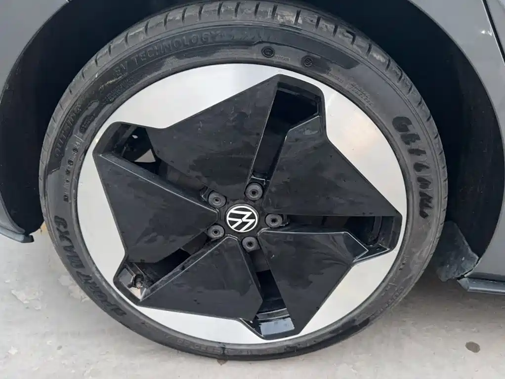 Volkswagen ID.3 — миниатюра 13