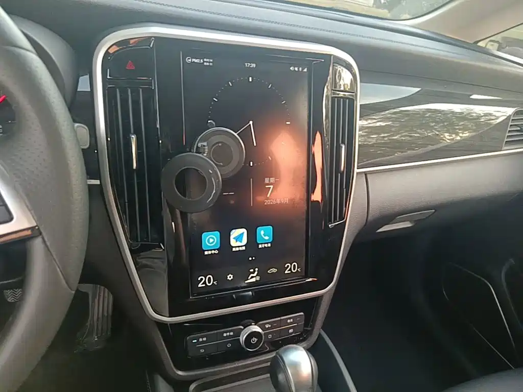 BYD MAX — миниатюра 13
