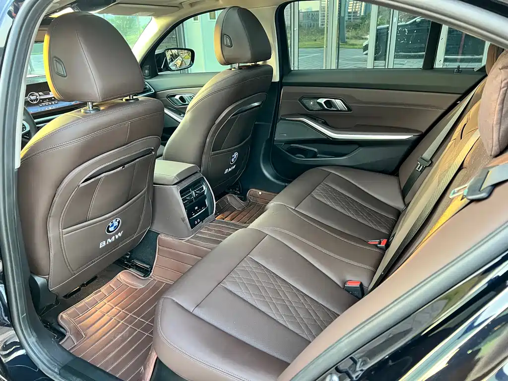 BMW 3 Series — миниатюра 9