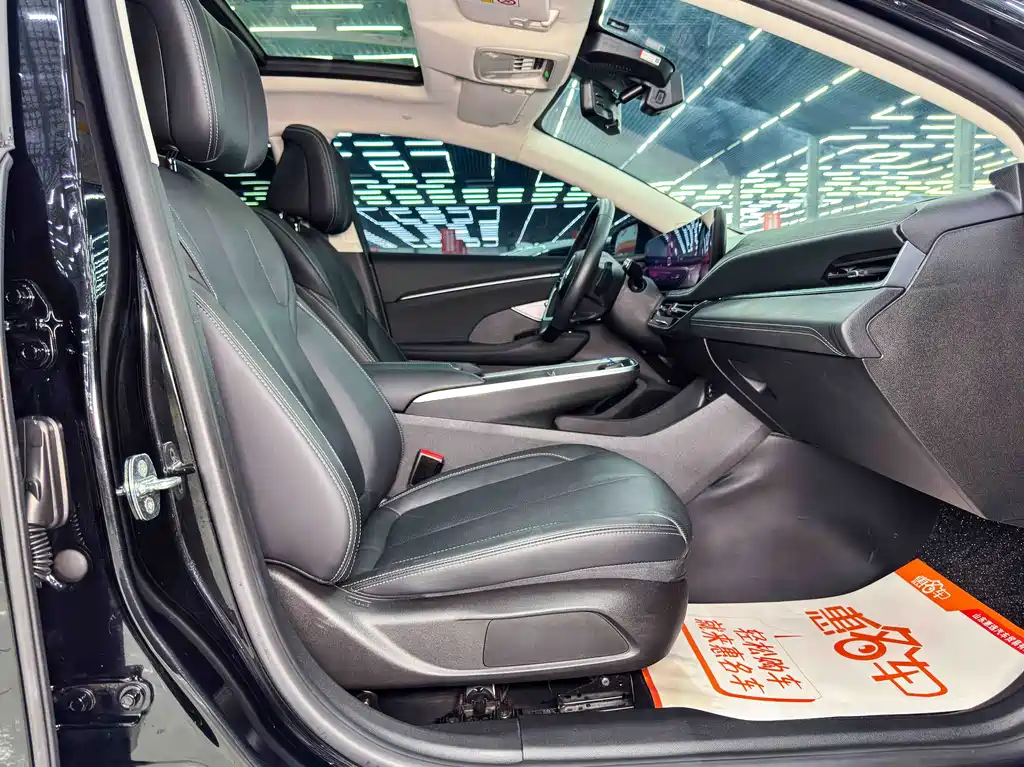 Buick LaCrosse — миниатюра 7