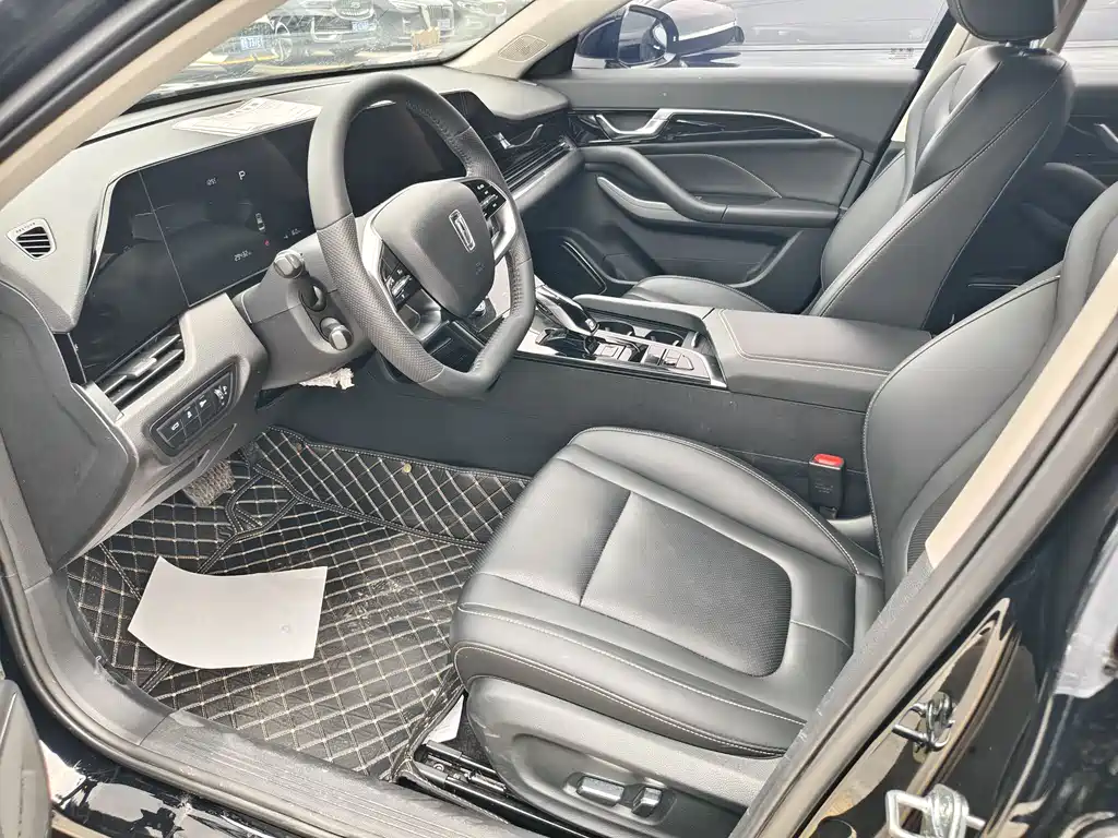 Bestune B70 2023 1.5T AT 70