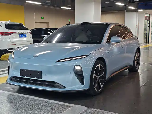 2025 Nio ET5