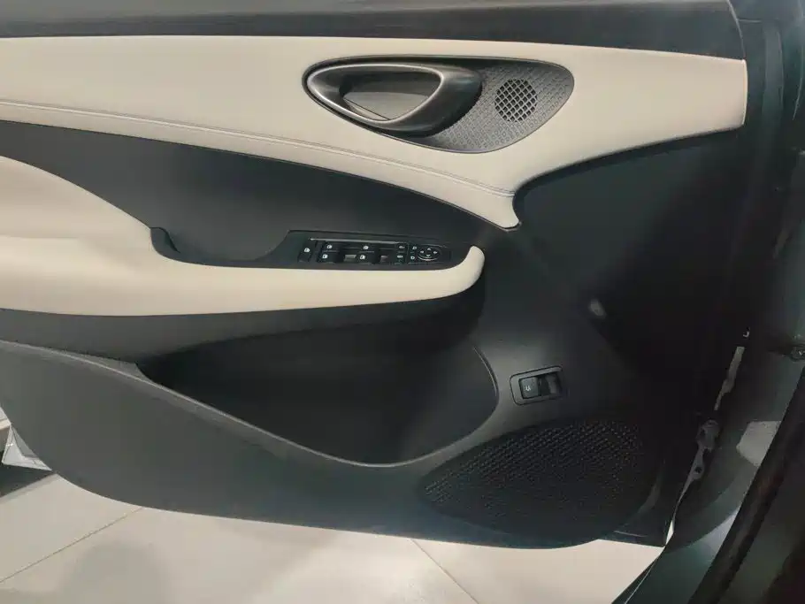 BYD Seal 05 DM-i — миниатюра 7