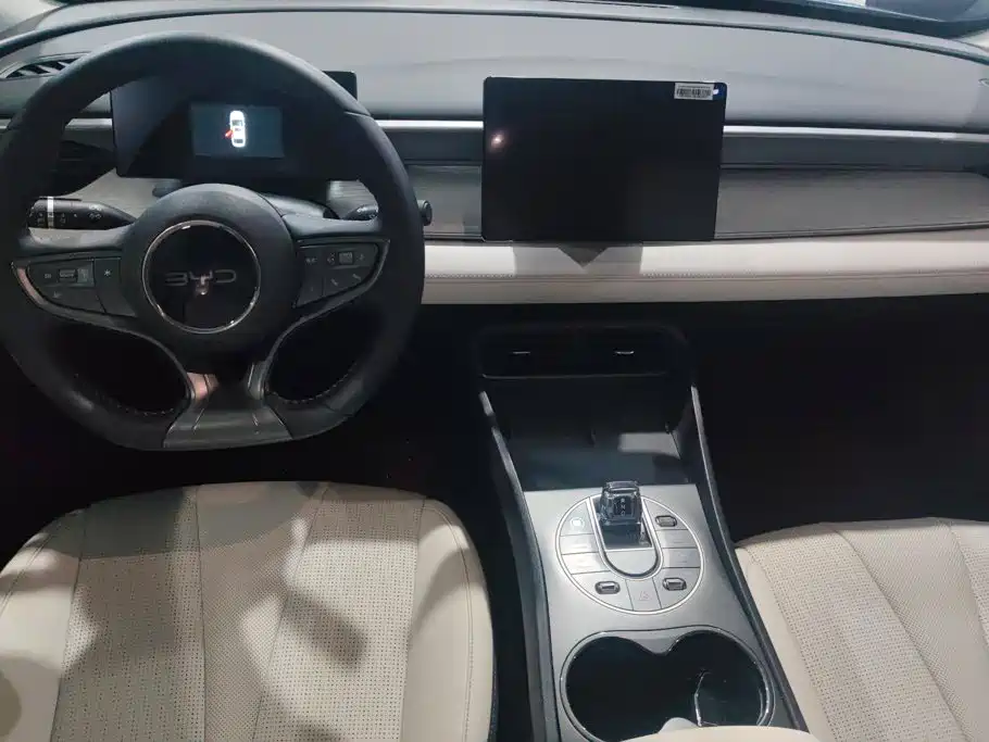 BYD Seal 05 DM-i — миниатюра 12