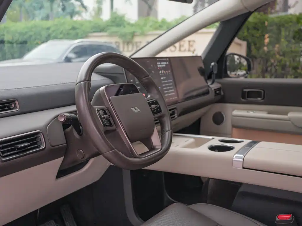 Li Auto Li MEGA — миниатюра 14