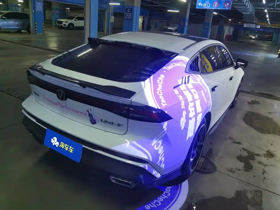 Changan UNI-V — миниатюра 3