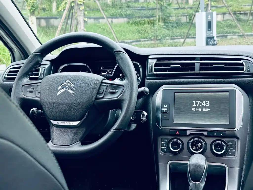 Citroen C4 — миниатюра 8