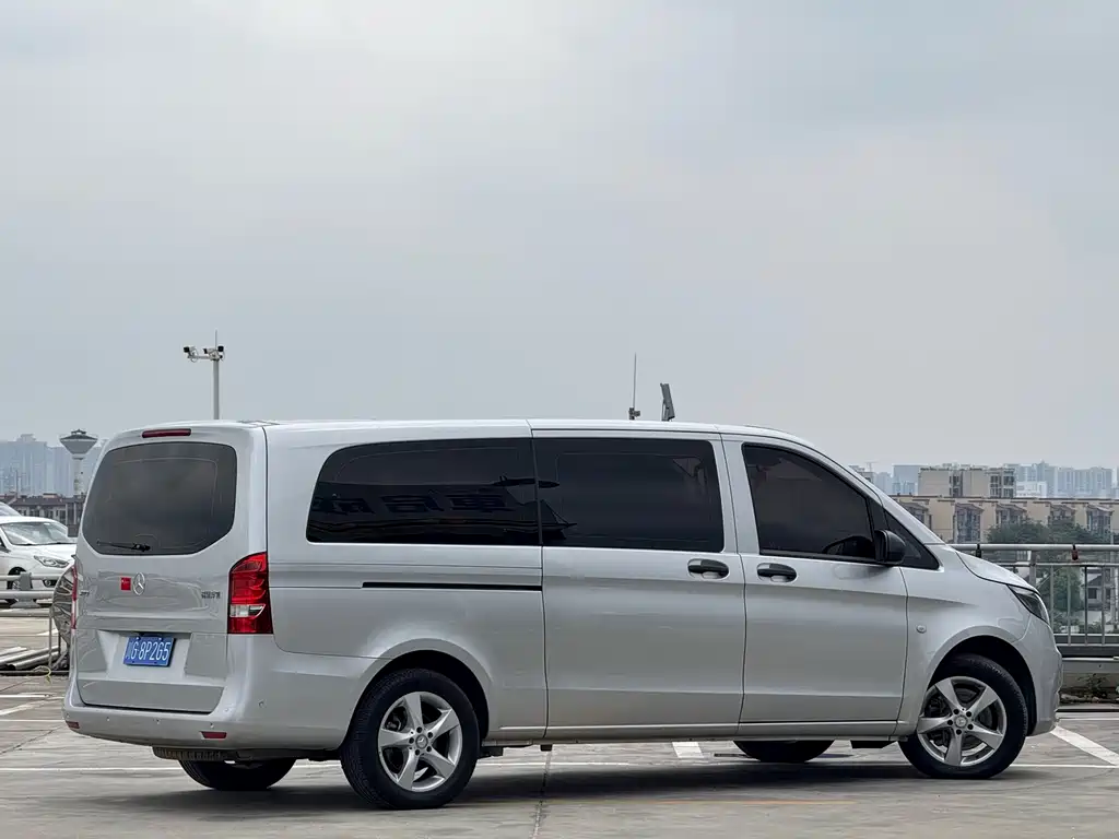 Mercedes-Benz Vito — миниатюра 5