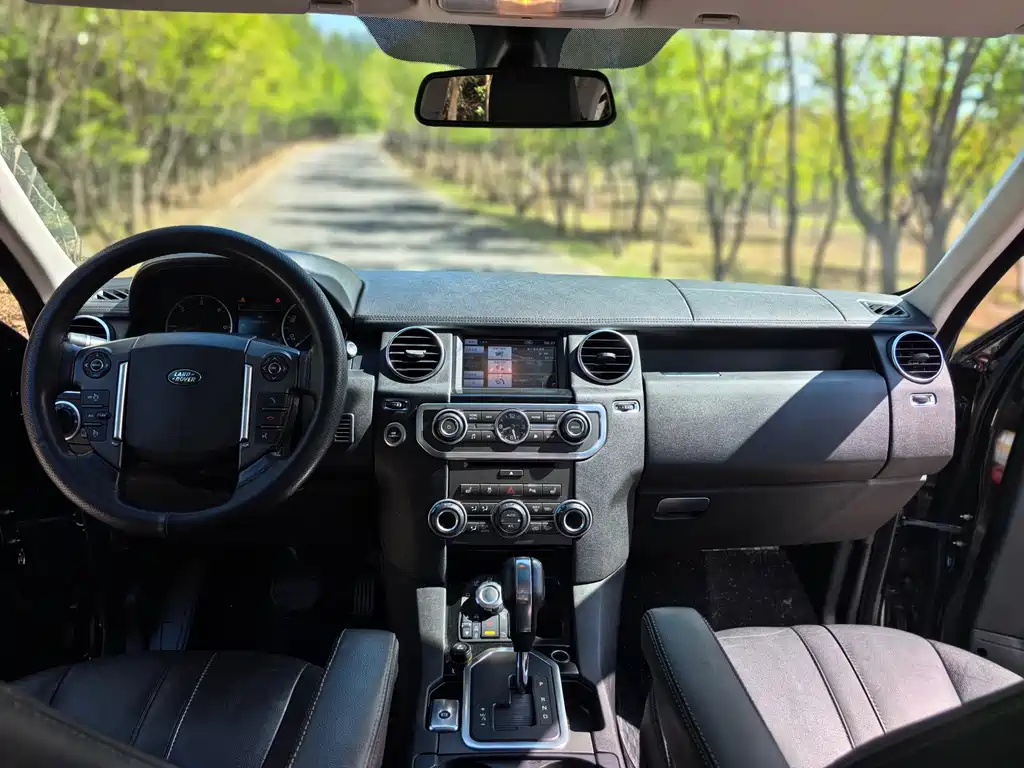 Land Rover Discovery — миниатюра 23