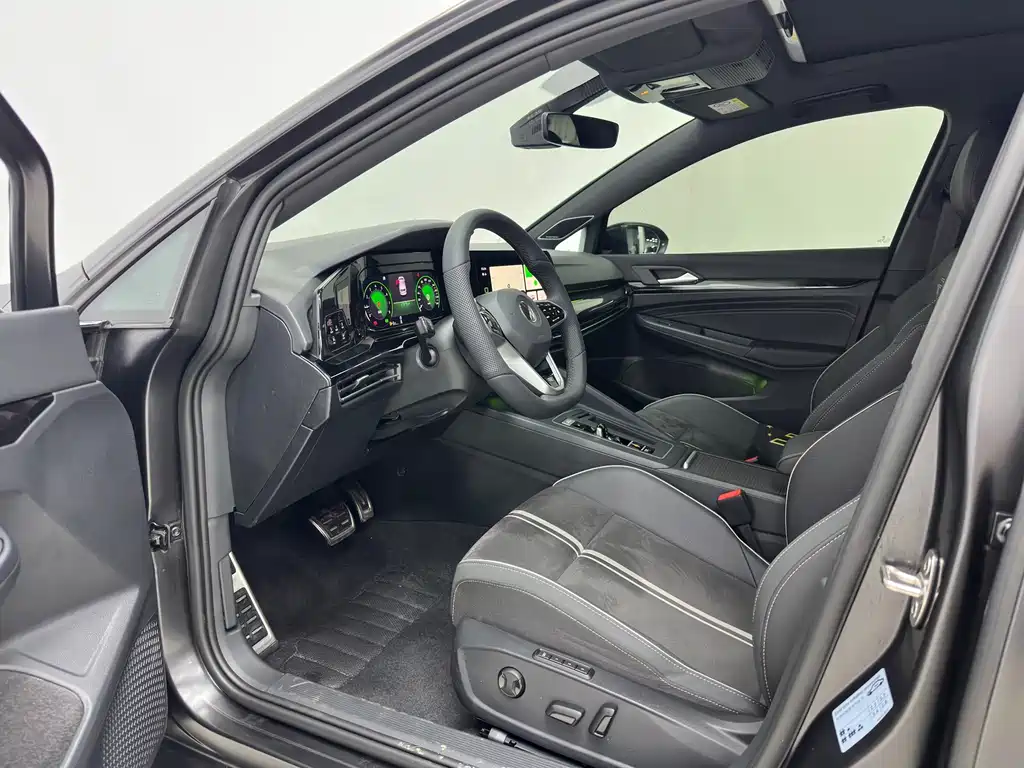 Volkswagen Golf 2023 280TSI DSG R-Line Lite