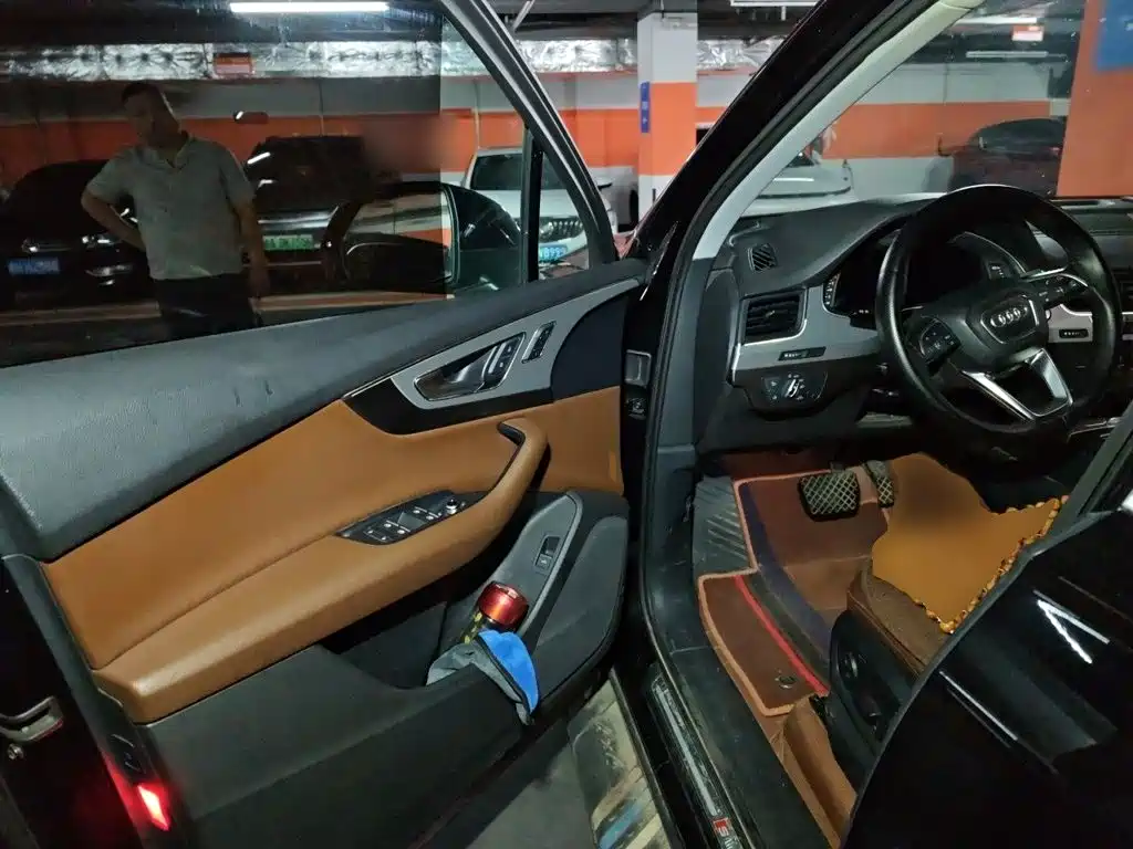 Audi Q7 — миниатюра 17