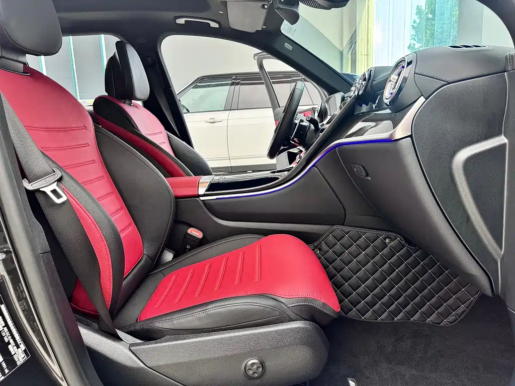 Mercedes-Benz GLC AMG — миниатюра 10