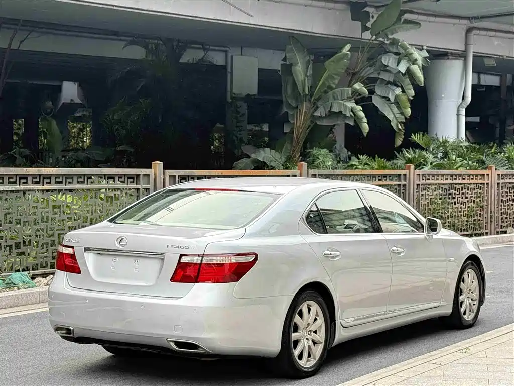 Lexus LS 2006 460