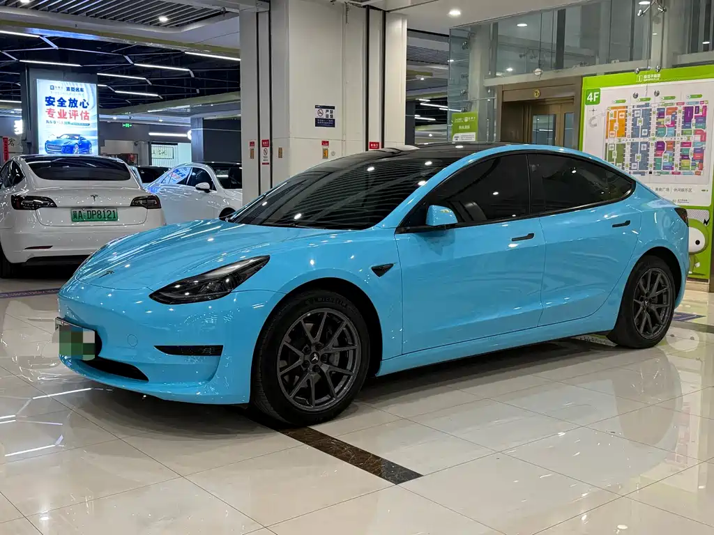 Tesla Model 3 2023