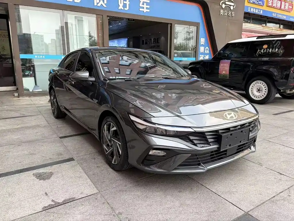 Hyundai Elantra — миниатюра 2