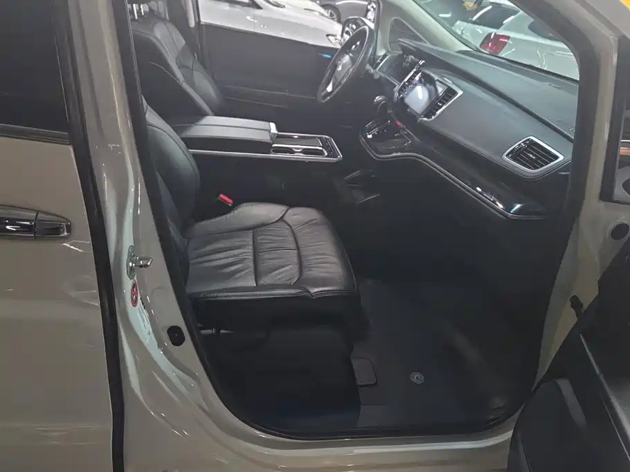 Honda Odyssey — миниатюра 8