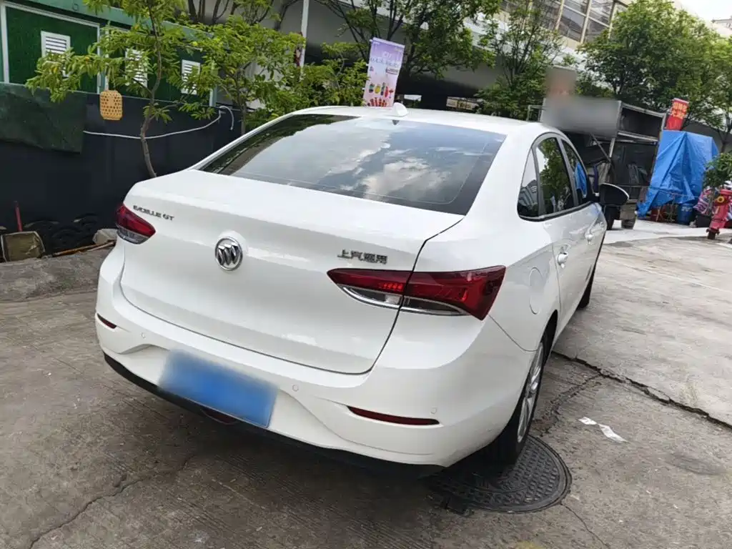 Buick Excelle — миниатюра 7