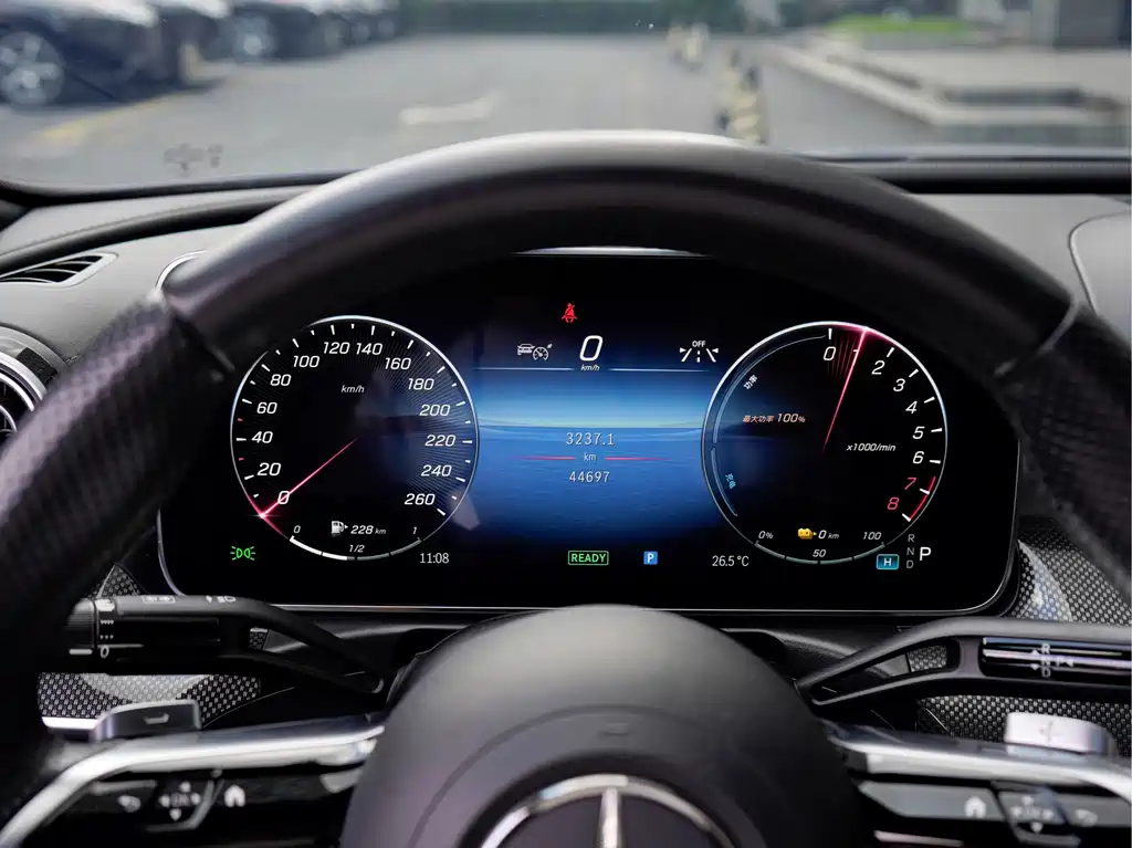 Mercedes-Benz C-Class New Energy — миниатюра 9