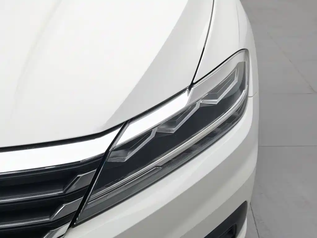 Volkswagen Lavida — миниатюра 7
