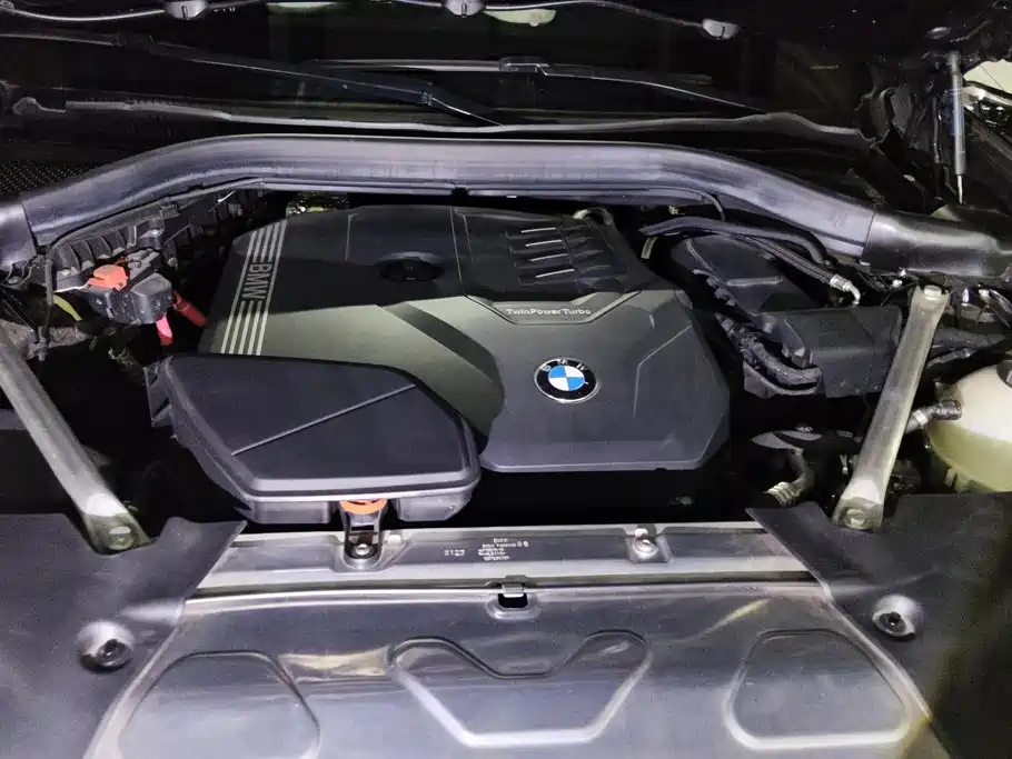 BMW X4 — миниатюра 10