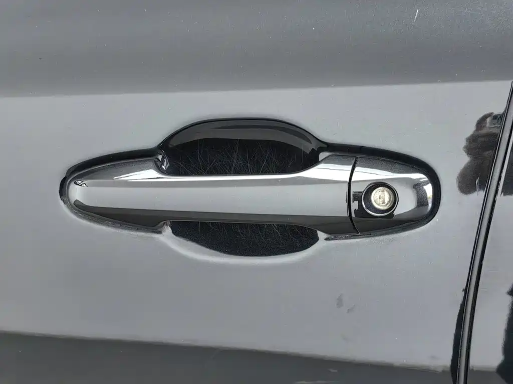 Toyota Highlander — миниатюра 18