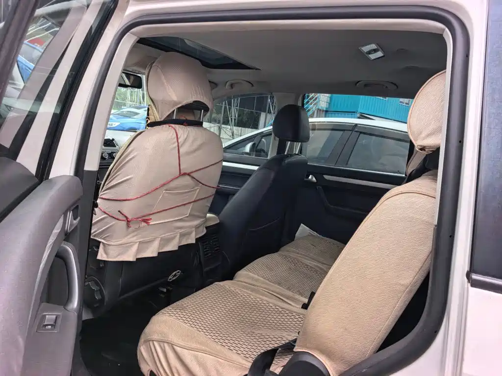 Volkswagen Touran — миниатюра 9