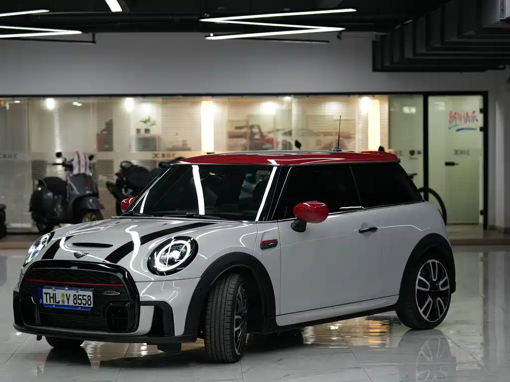 Mini Mini JCW 2023