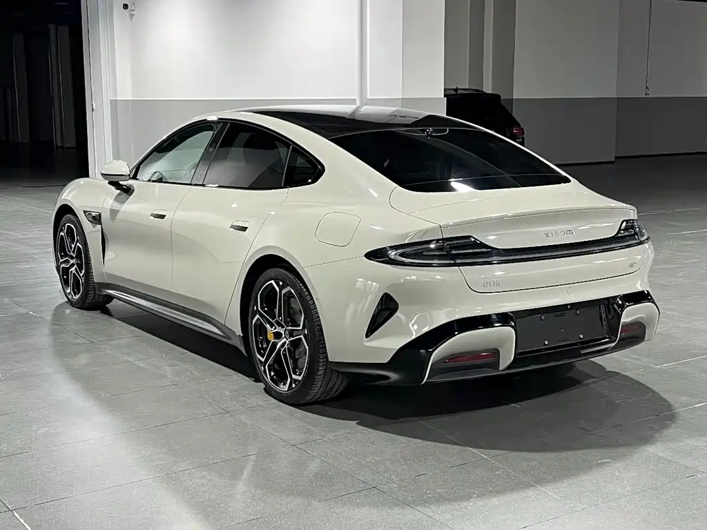 XIAOMI CAR XIAOMI SU7