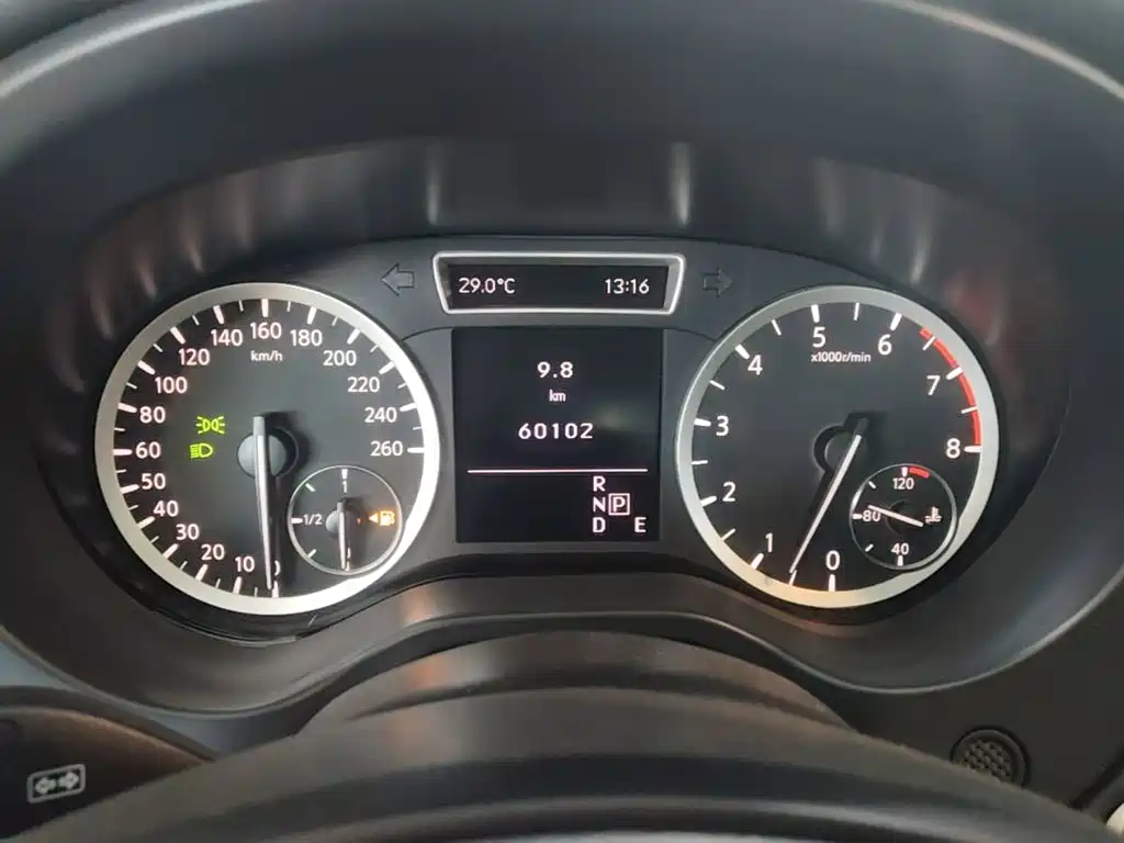 Infiniti QX30 — миниатюра 12