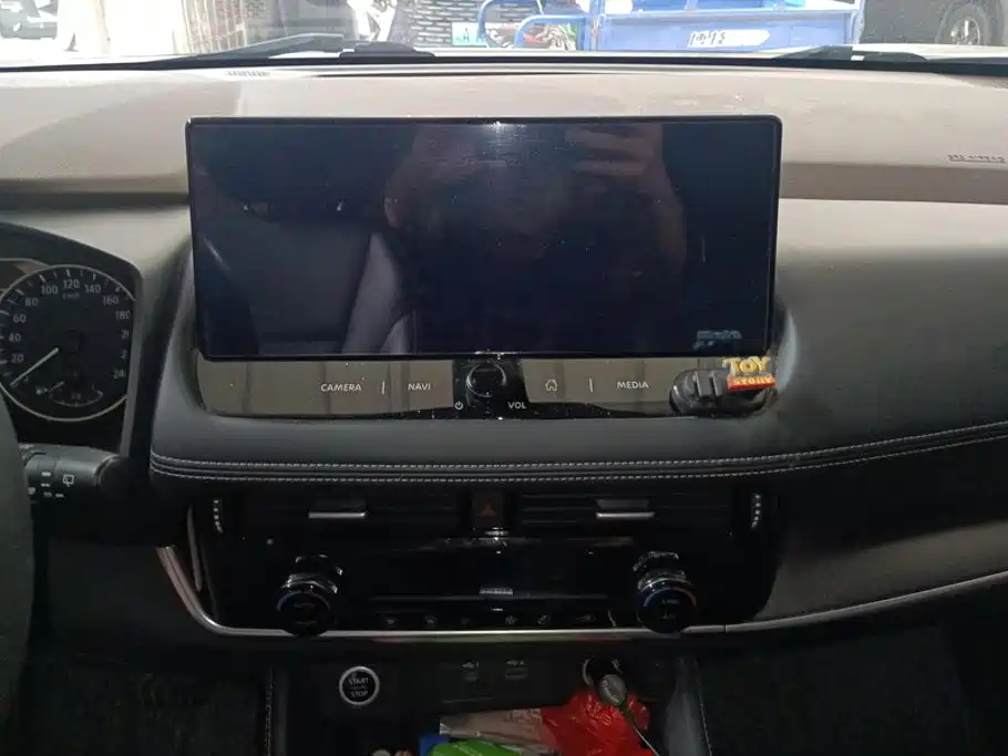 Nissan X-Trail — миниатюра 13