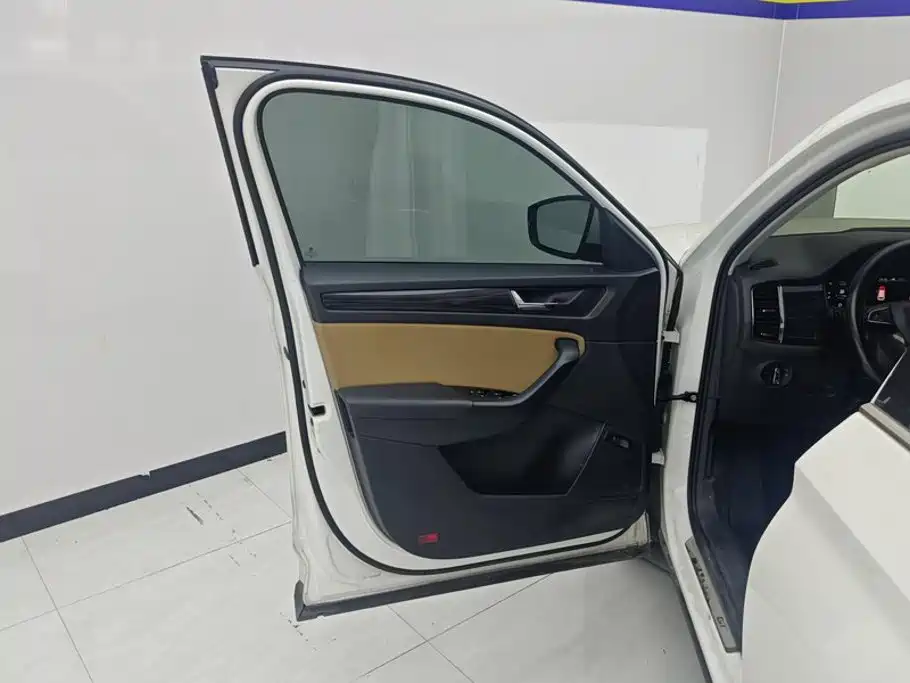 Skoda Kodiaq GT — миниатюра 7