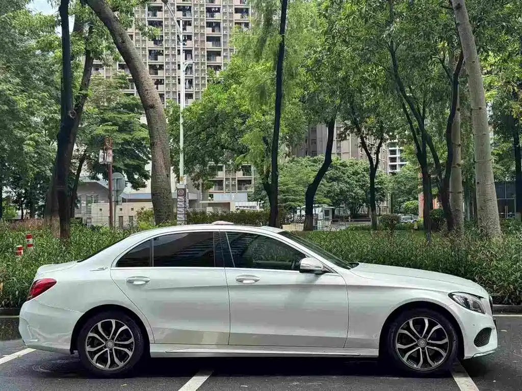 Mercedes-Benz C-Class C 2015 C 180 L