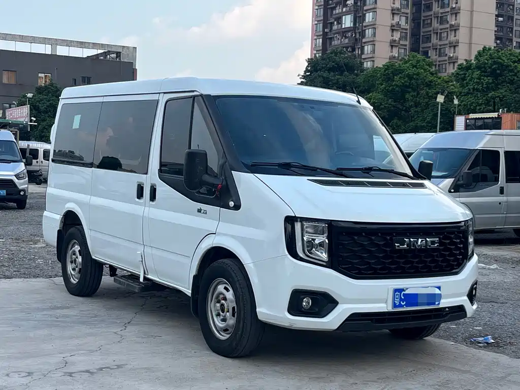 JMC JMC Fushun — миниатюра 3