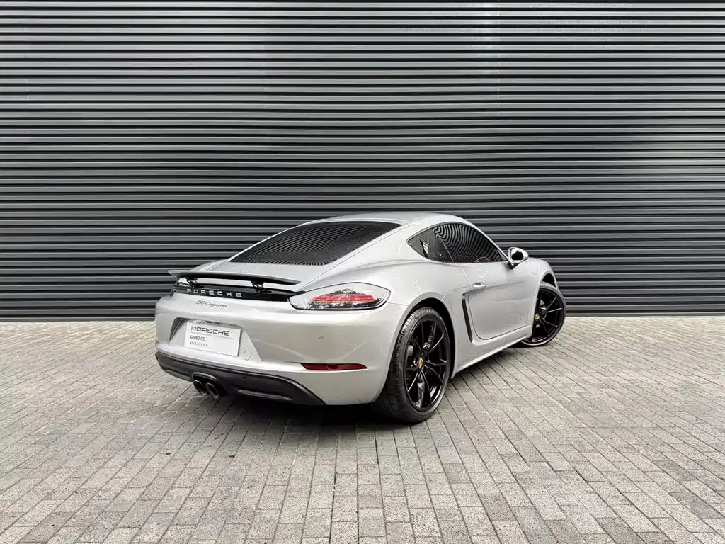 Porsche 718 2022 Cayman 2.0T