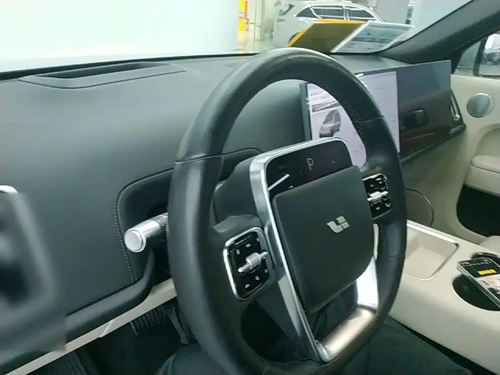 Li Auto Li L8 — миниатюра 10