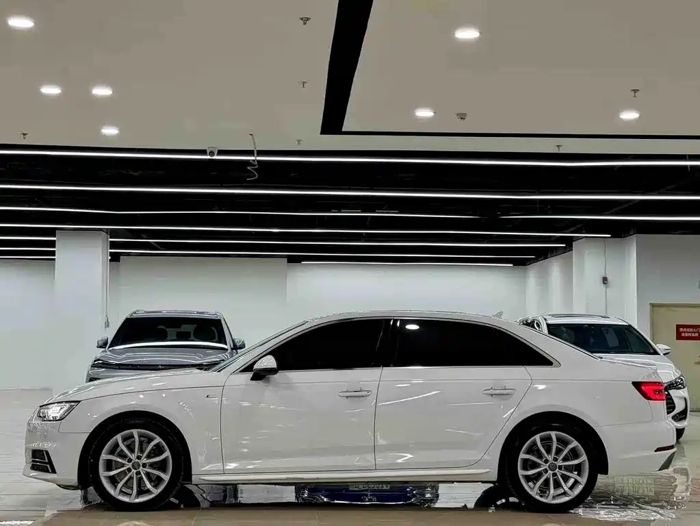 Audi A4L 2018 30 40 TFSI Fashion