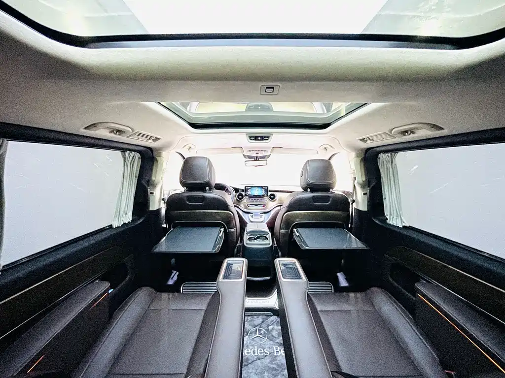 Mercedes-Benz V-Class — миниатюра 14