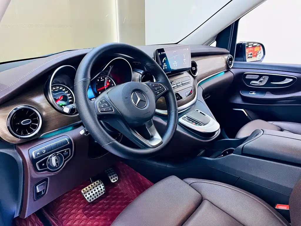 Mercedes-Benz V-Class — миниатюра 5