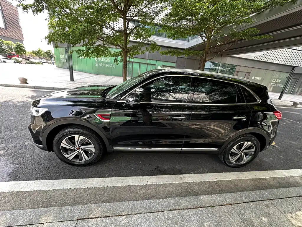 Hongqi HS5 2019 2.0T