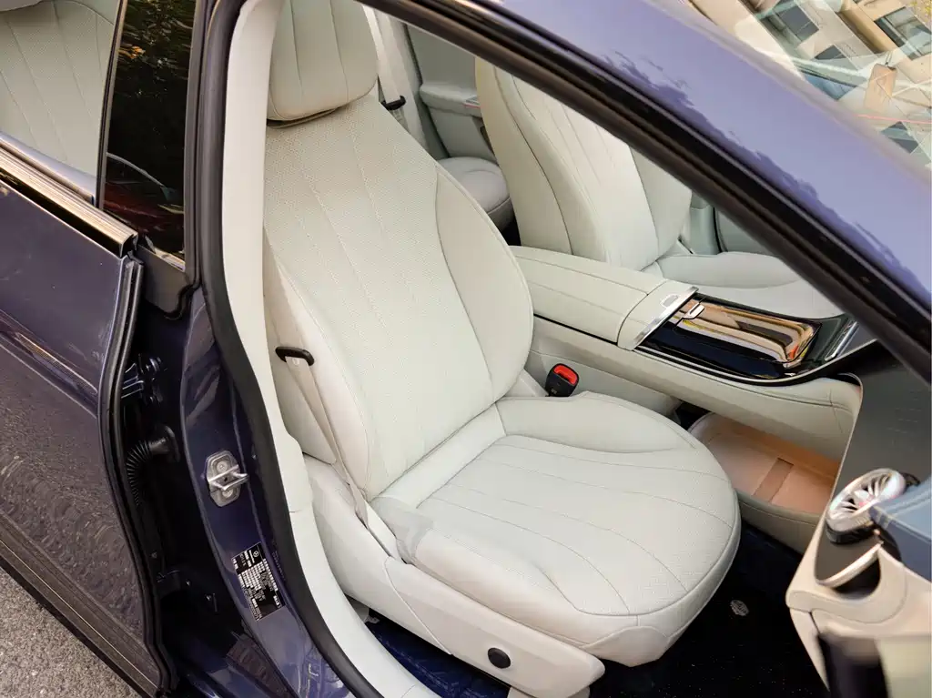 Mercedes-Benz EQE — миниатюра 13