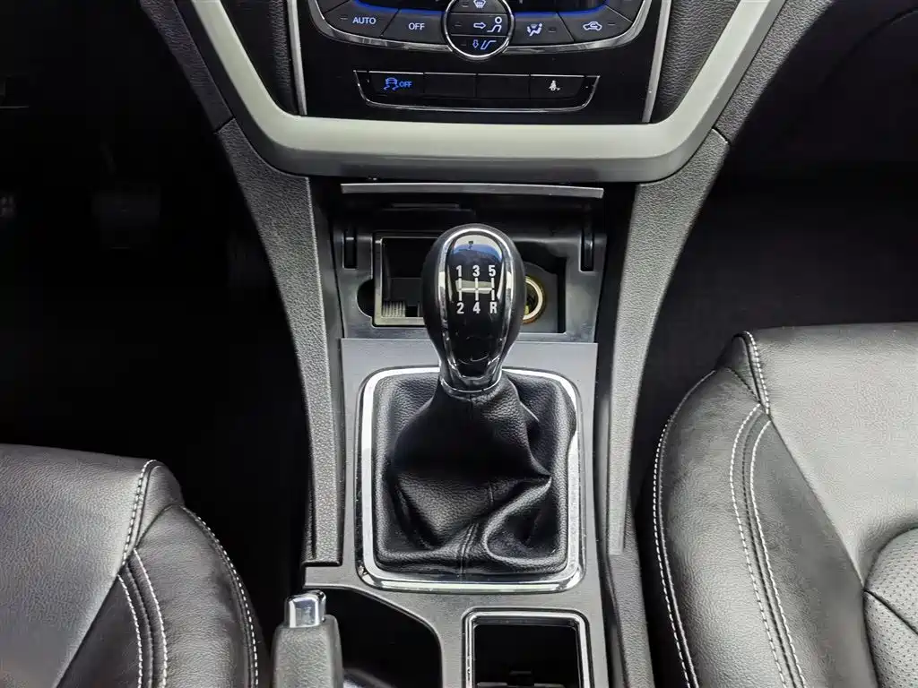 GEELY AUTOMOBILE EMGRAND