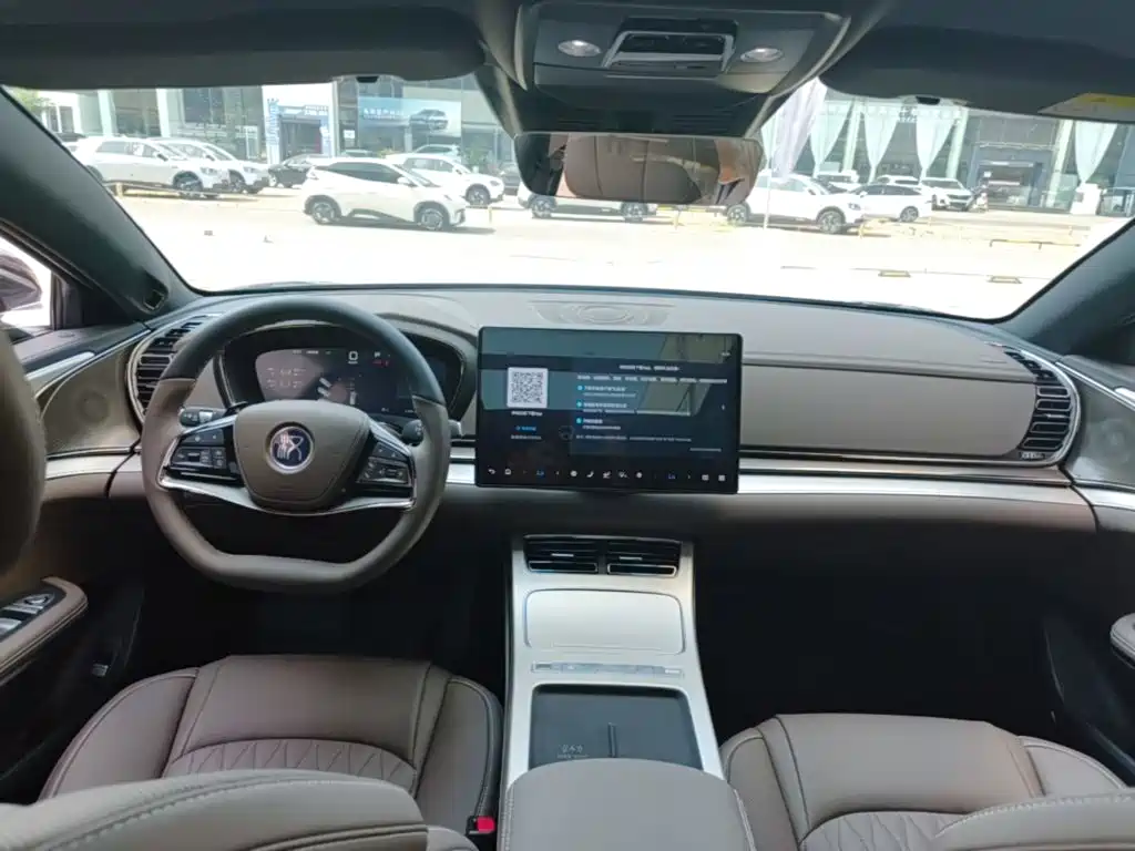BYD Han 2025 DM-i Smart Drive 245KM Luxury