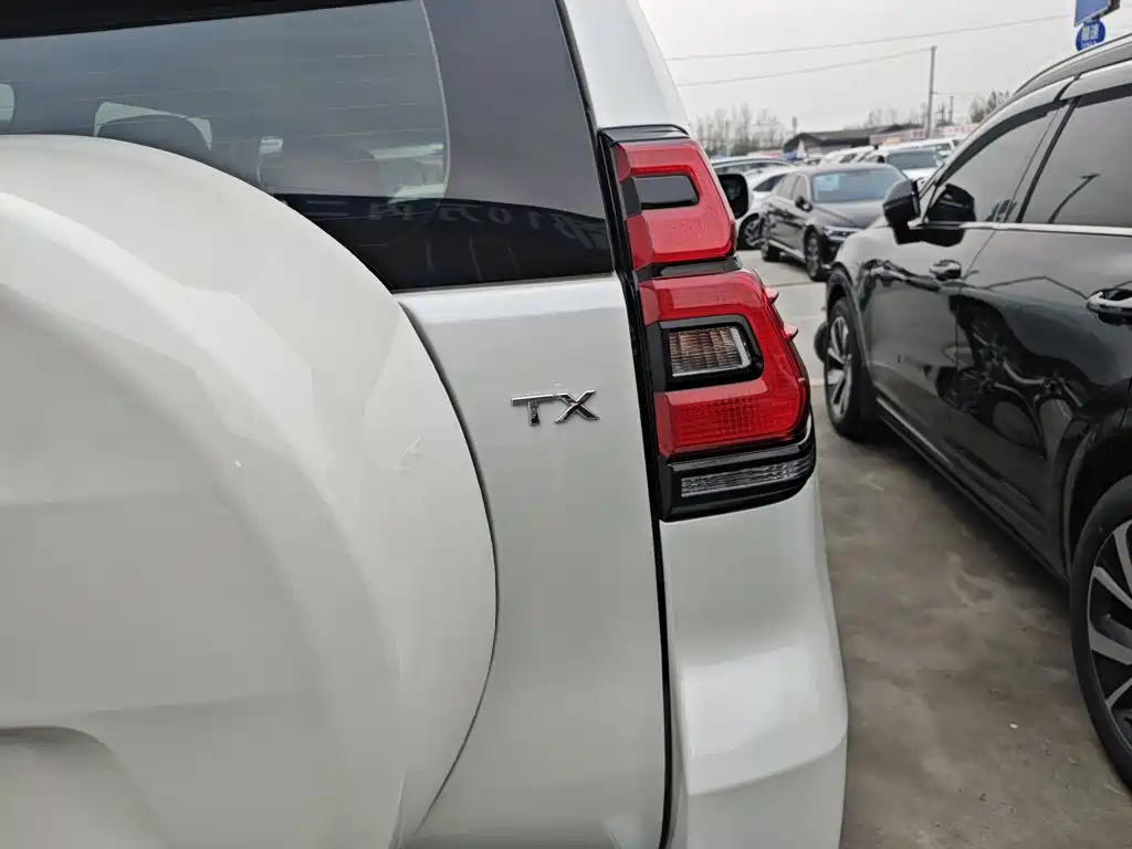 Toyota Land Cruiser Prado 2018 3.5L AT TX-L