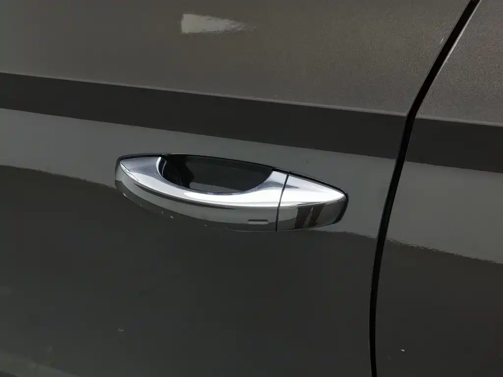 Skoda Superb — миниатюра 18